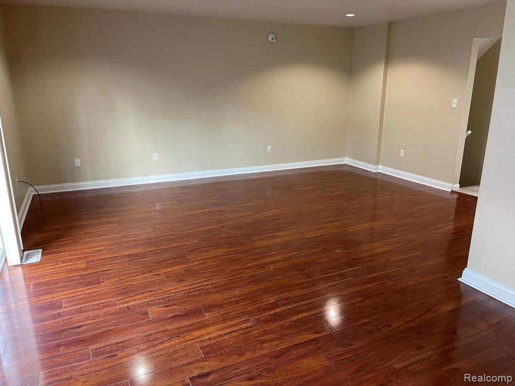 32280 West 12 Mile Road Farmington, MI 48334 - Photo 4 of 22