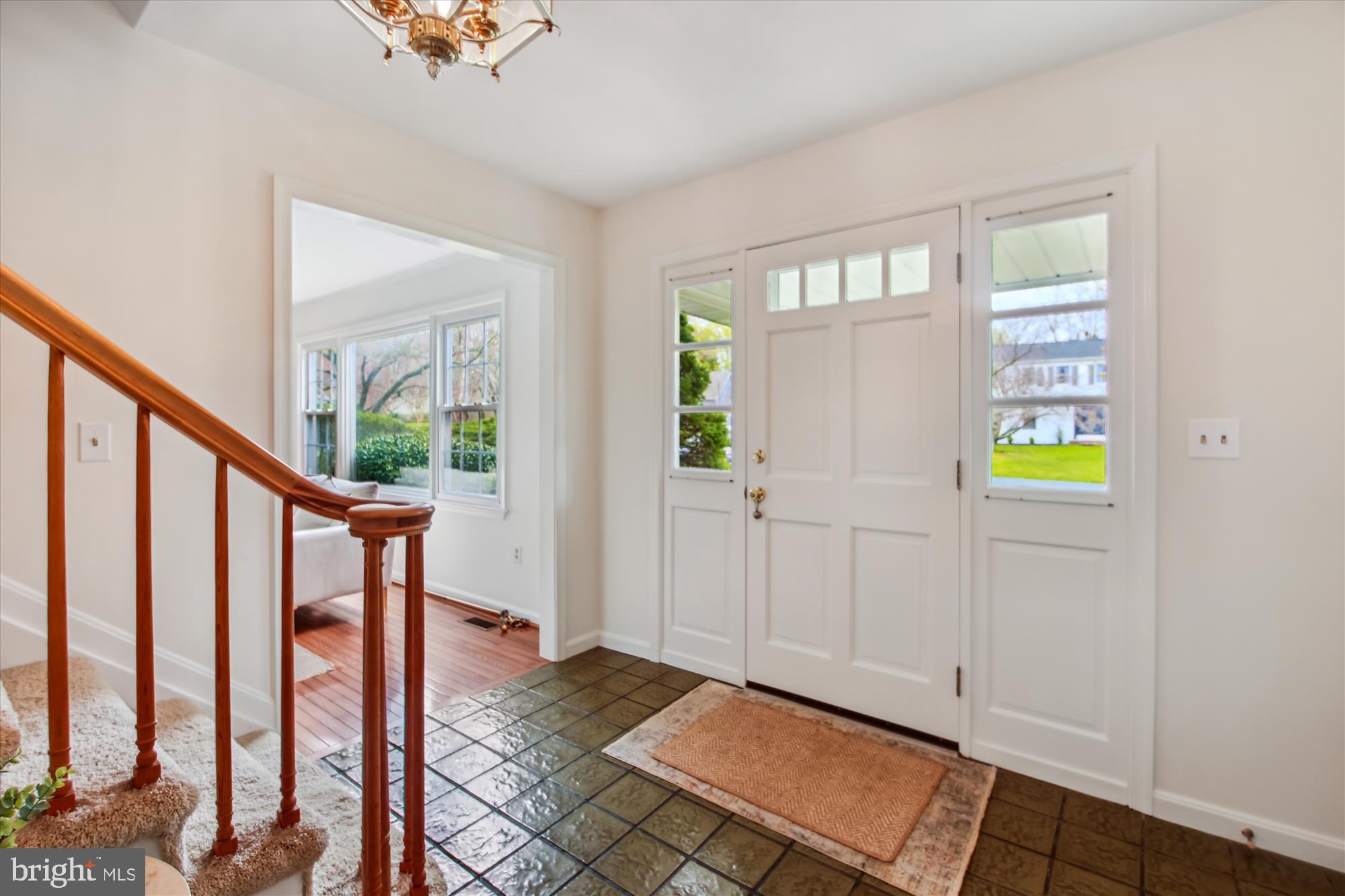 2705 Cassia Drive Edgewater, MD 21037 - Photo 4 of 57 Entry