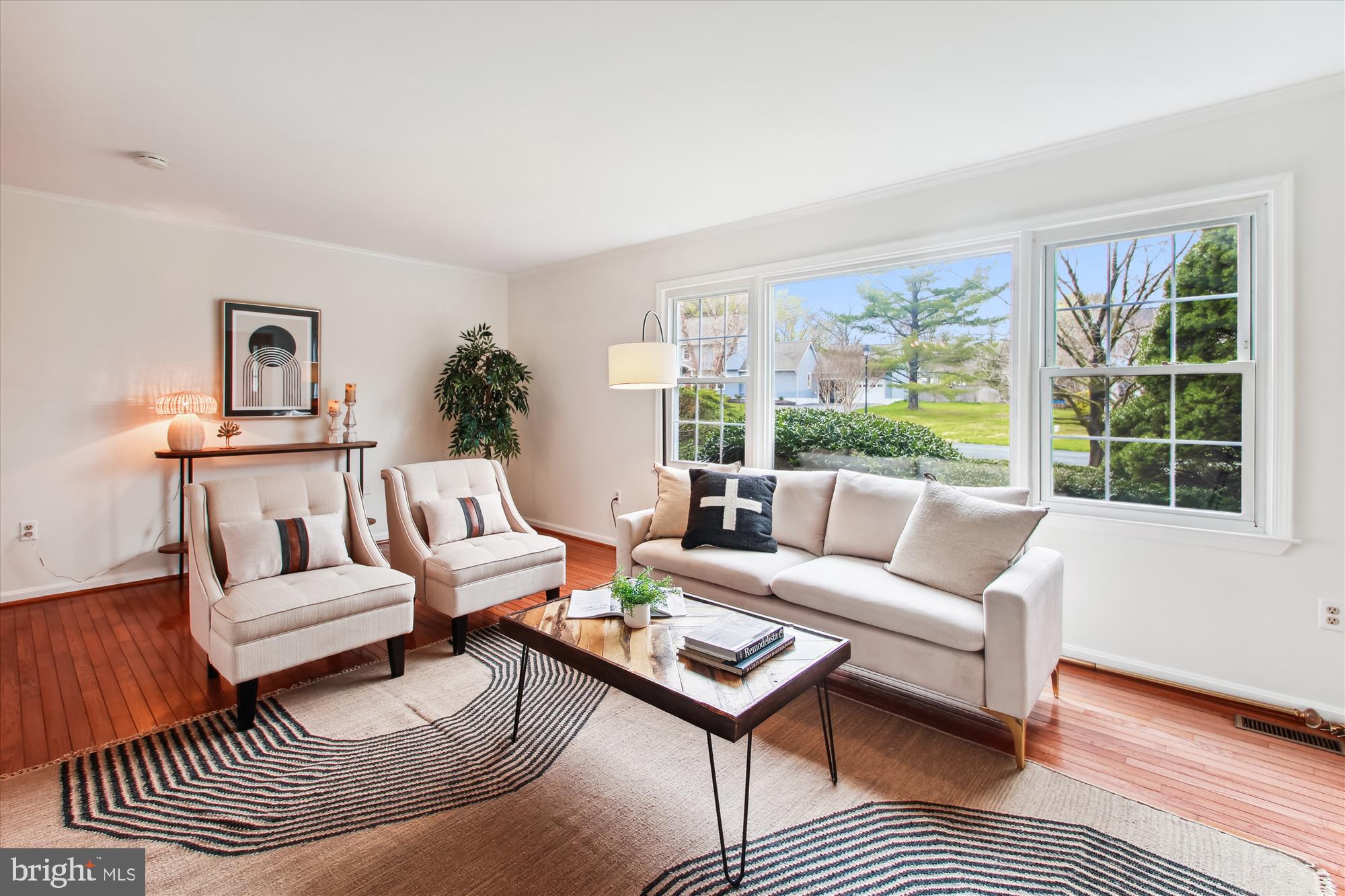 2705 Cassia Drive Edgewater, MD 21037 - Photo 6 of 57 Living Room