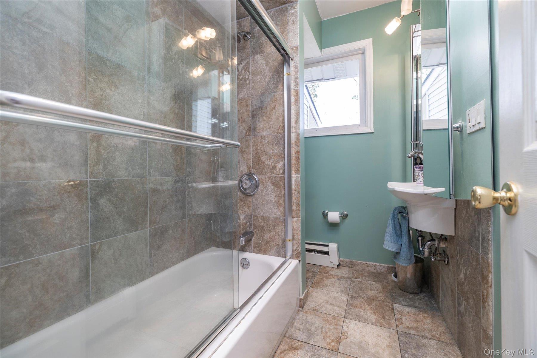 47 Elwood Road Northport, NY 11768 - Photo 8 of 28