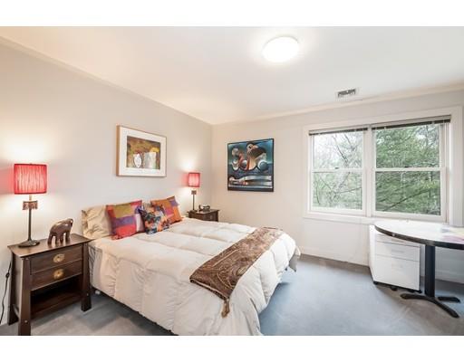 22 Beacon Heights Drive Newton, MA 02459 - Photo 16 of 23