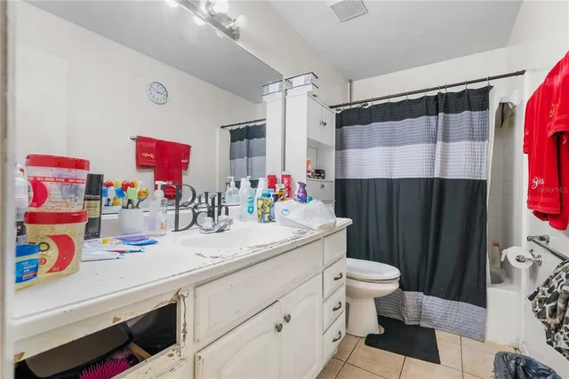 $130,000 | 5701 Northwest 23rd Terrace, Unit A4, Gainesville, FL 32653