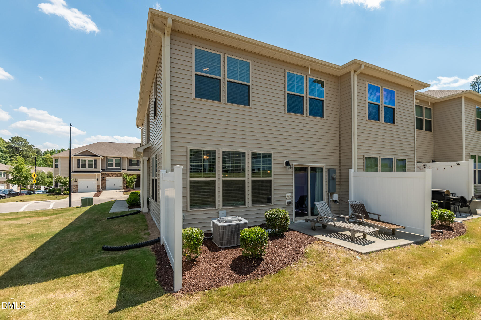 1404 Compass Drive Durham, NC 27713 - Photo 5 of 32