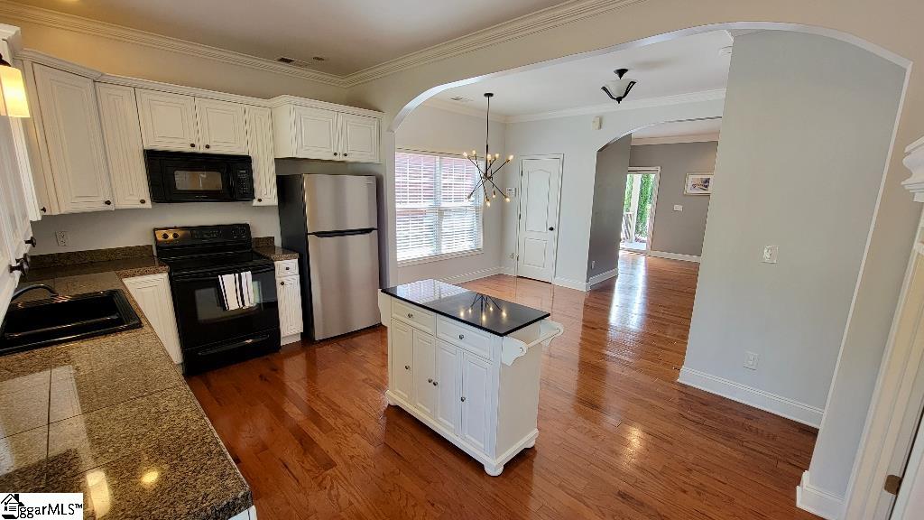 504 Anderson Street Greenville, SC 29601 - Photo 8 of 34