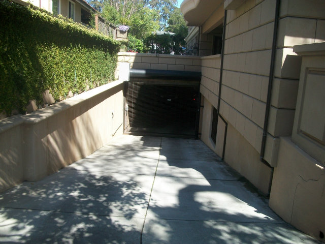 512 Primrose Road, Unit 102 Burlingame, CA 94010 - Photo 2 of 20 a view of entryway
