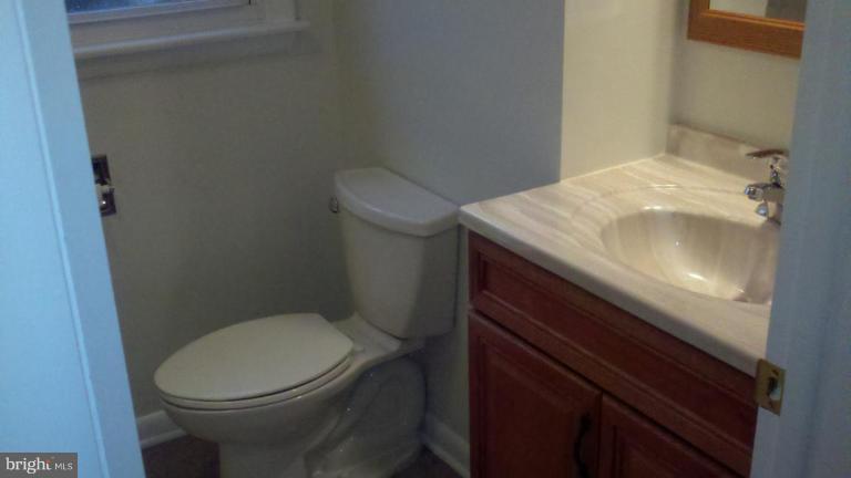 2023 Keysville Road South Keymar, MD 21757 - Photo 4 of 17 Bath #2