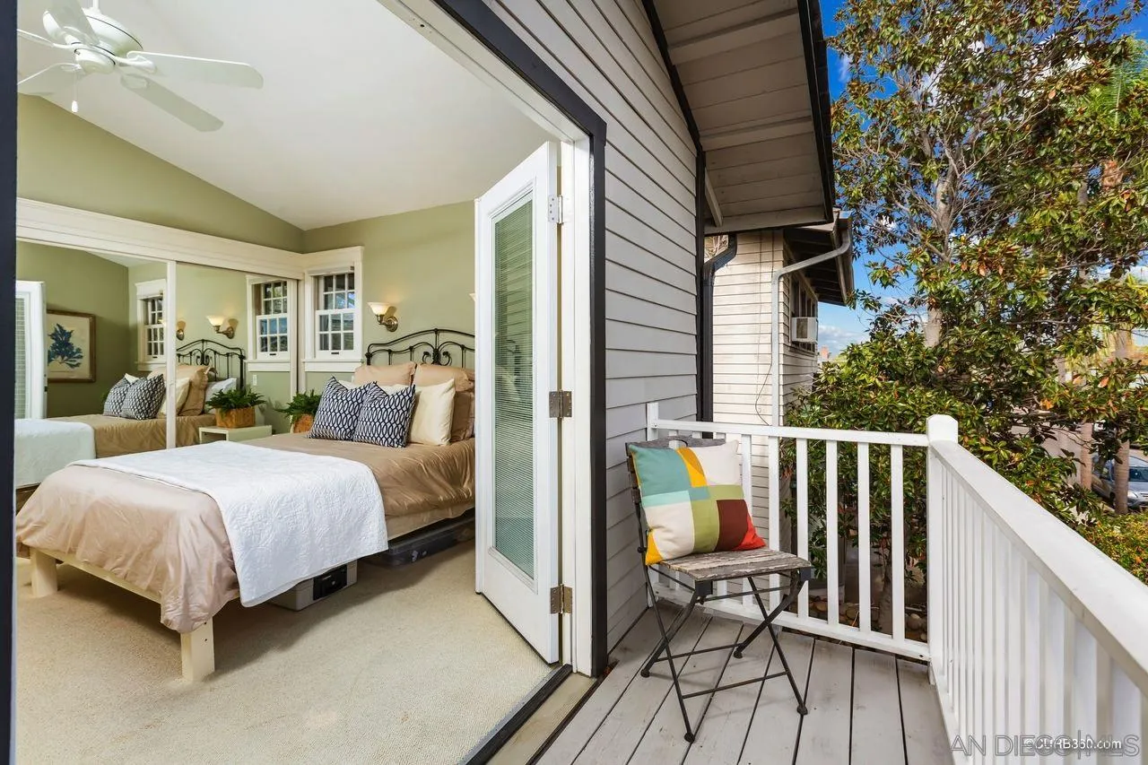 4112 Jackdaw Street San Diego, CA 92103 - Photo 17 of 34 a view of living room and balcony