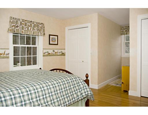 12 Stone Row Lane Georgetown, MA 01833 - Photo 19 of 23 Gallery Image 19