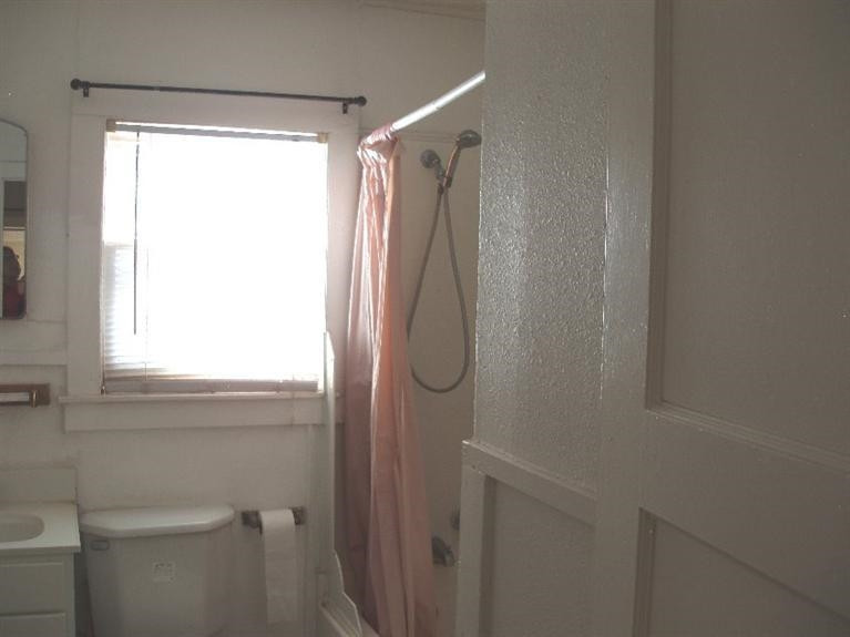 2819 35th Street Lubbock, TX 79413 - Photo 9 of 10 Photo 9