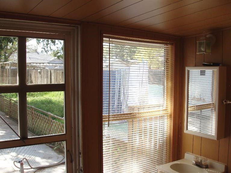 2819 35th Street Lubbock, TX 79413 - Photo 10 of 10 Photo 10