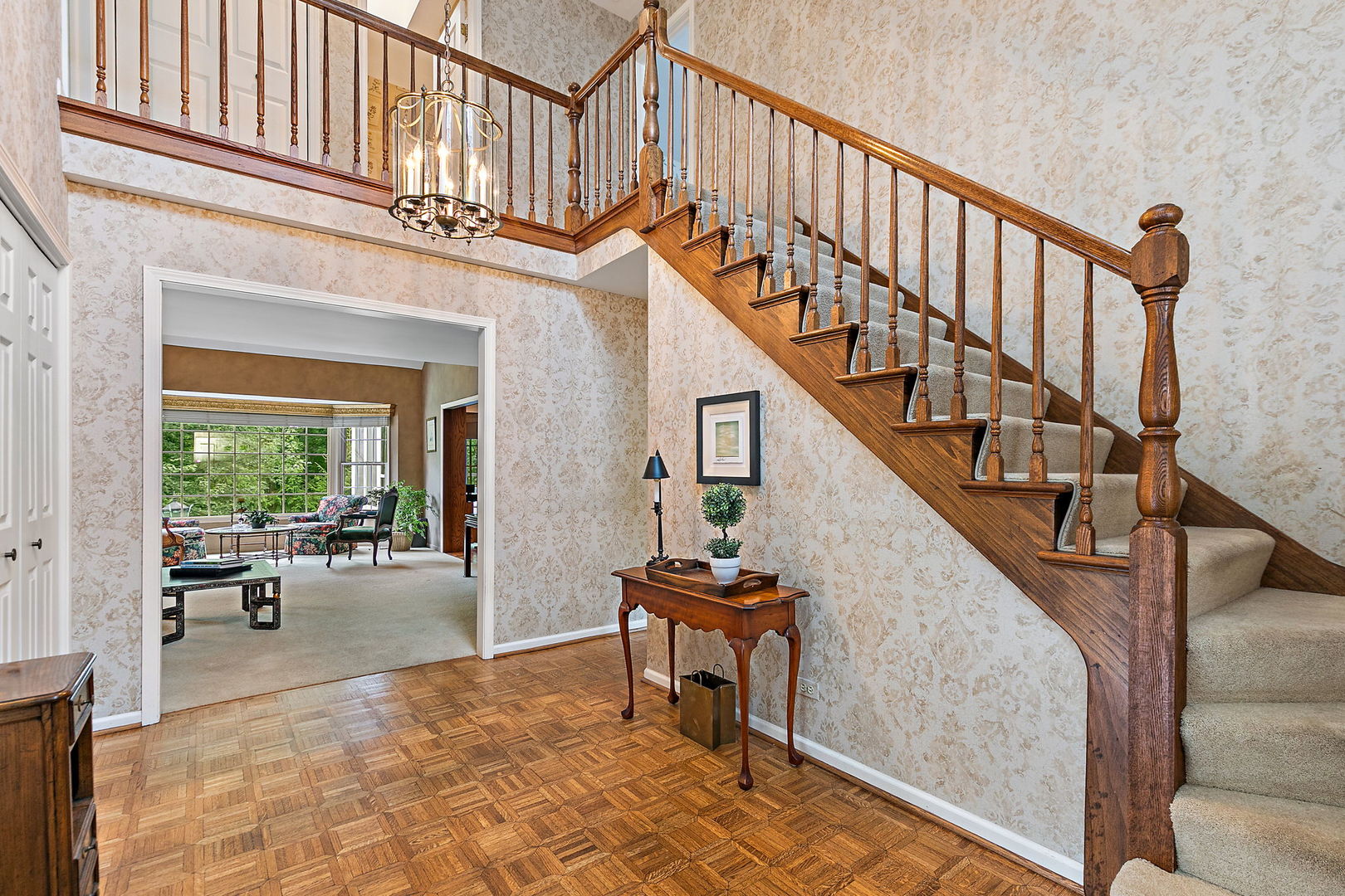 43 North Ravenscraig Lane Inverness, IL 60067 - Photo 23 of 67 a view of entryway and hall
