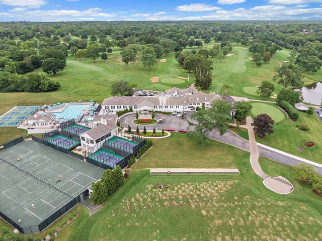 $799,000 | 43 North Ravenscraig Lane, Inverness, IL 60067