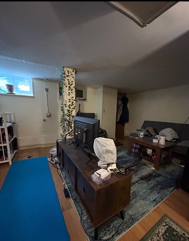 4 St Mary Road Cambridge, MA 02139 - Photo 9 of 15