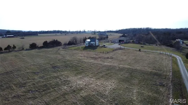 $364,900 | 4755 Bb Highway, Bismarck, MO 63624