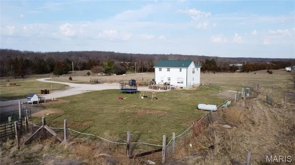 $364,900 | 4755 Bb Highway, Bismarck, MO 63624