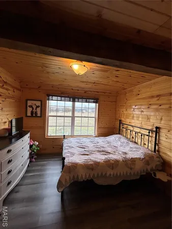 $364,900 | 4755 Bb Highway, Bismarck, MO 63624