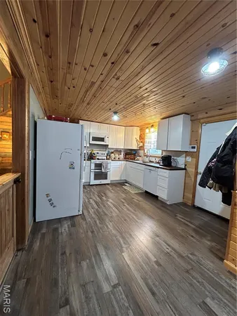 $364,900 | 4755 Bb Highway, Bismarck, MO 63624