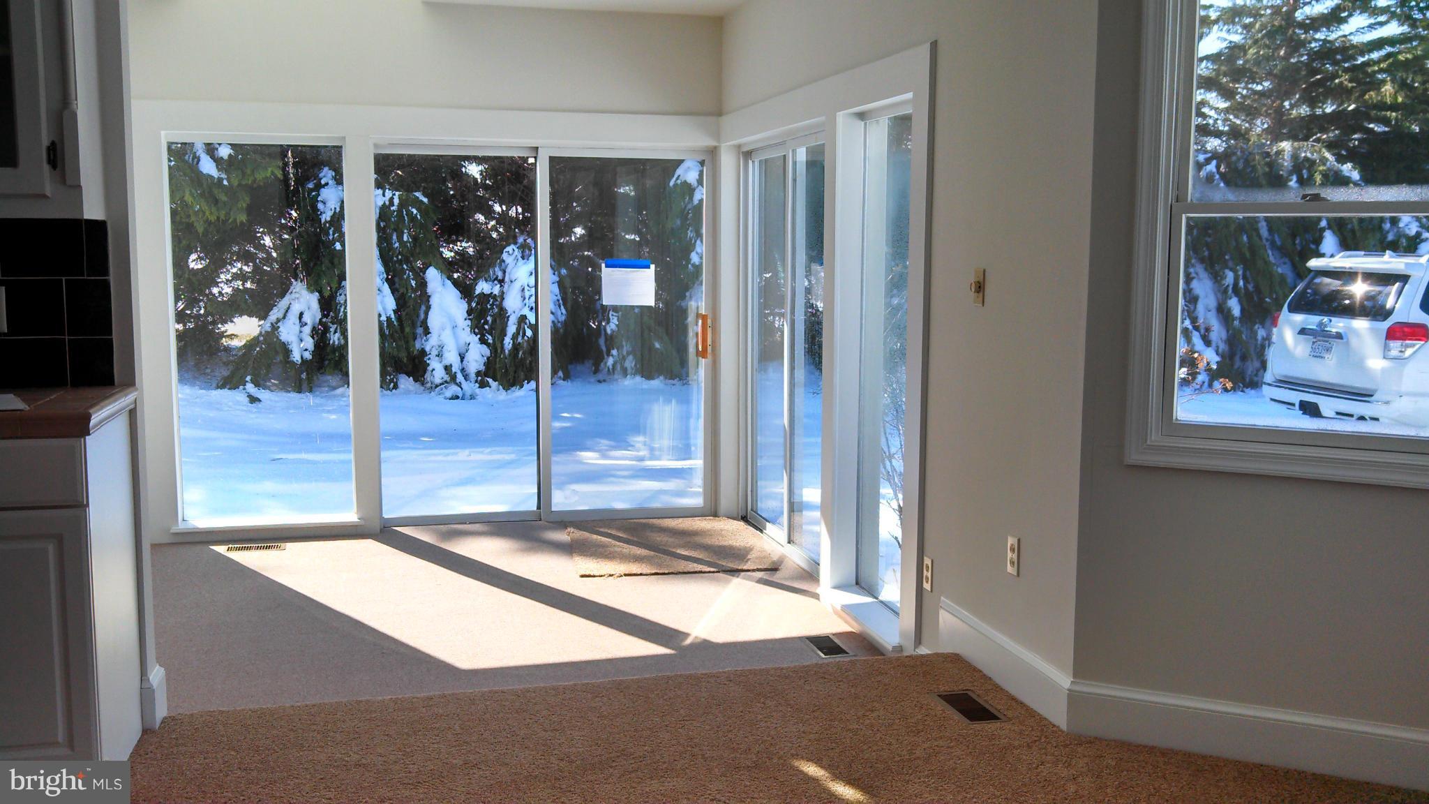 1995 Bachmans Valley Road Manchester, MD 21102 - Photo 7 of 20 Sun room w. 2 exterior sliding glass doors