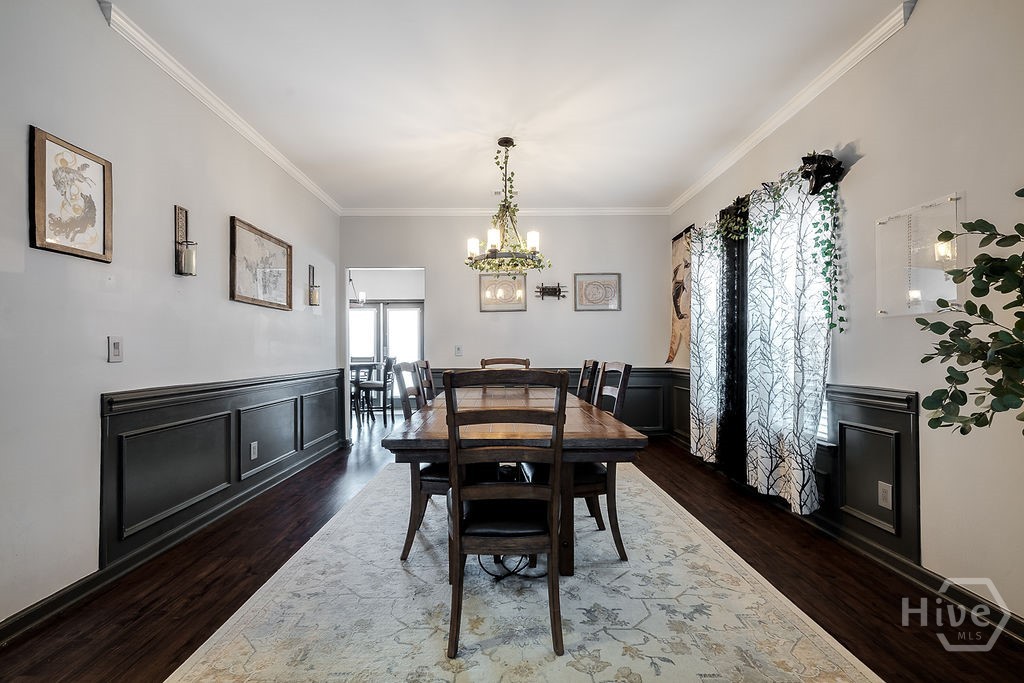 21 Castle Hill Road Savannah, GA 31419 - Photo 7 of 45 Dining Room