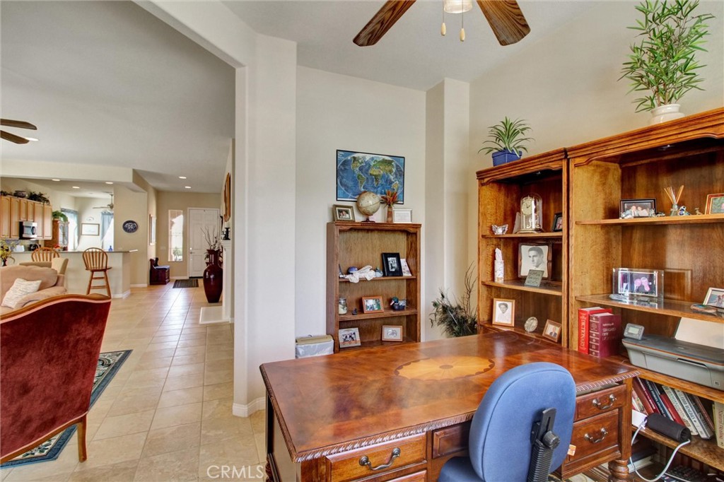 10788 Green Valley Road Apple Valley, CA 92308 - Photo 23 of 71