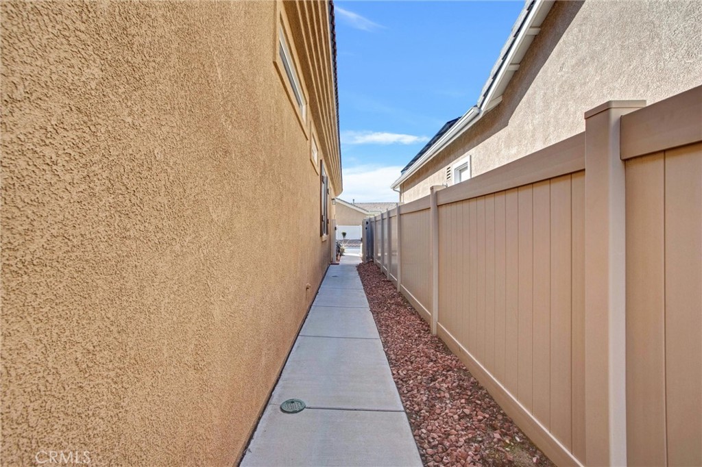 10788 Green Valley Road Apple Valley, CA 92308 - Photo 49 of 71