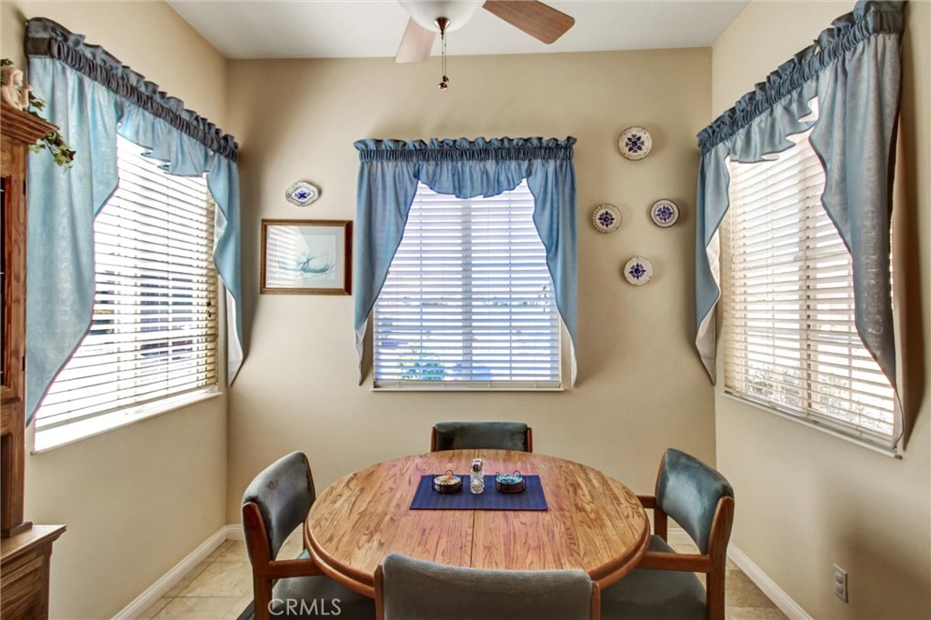 10788 Green Valley Road Apple Valley, CA 92308 - Photo 9 of 71