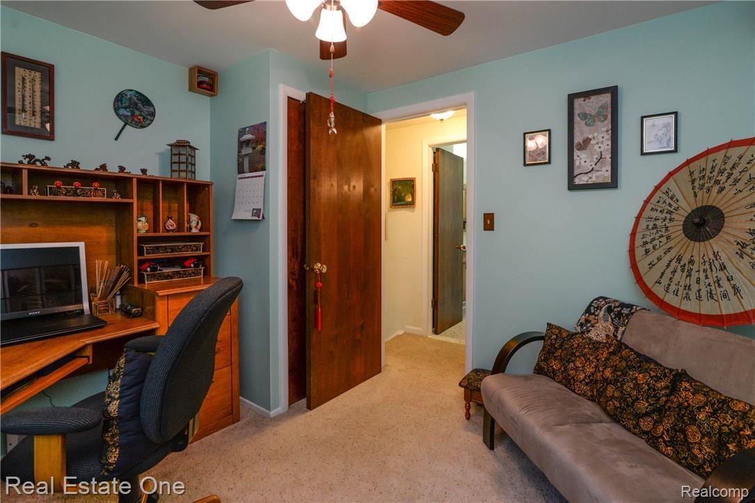 3859 West Schafer Road Pinckney, MI 48169 - Photo 34 of 60 BEDROOM 4.jpg