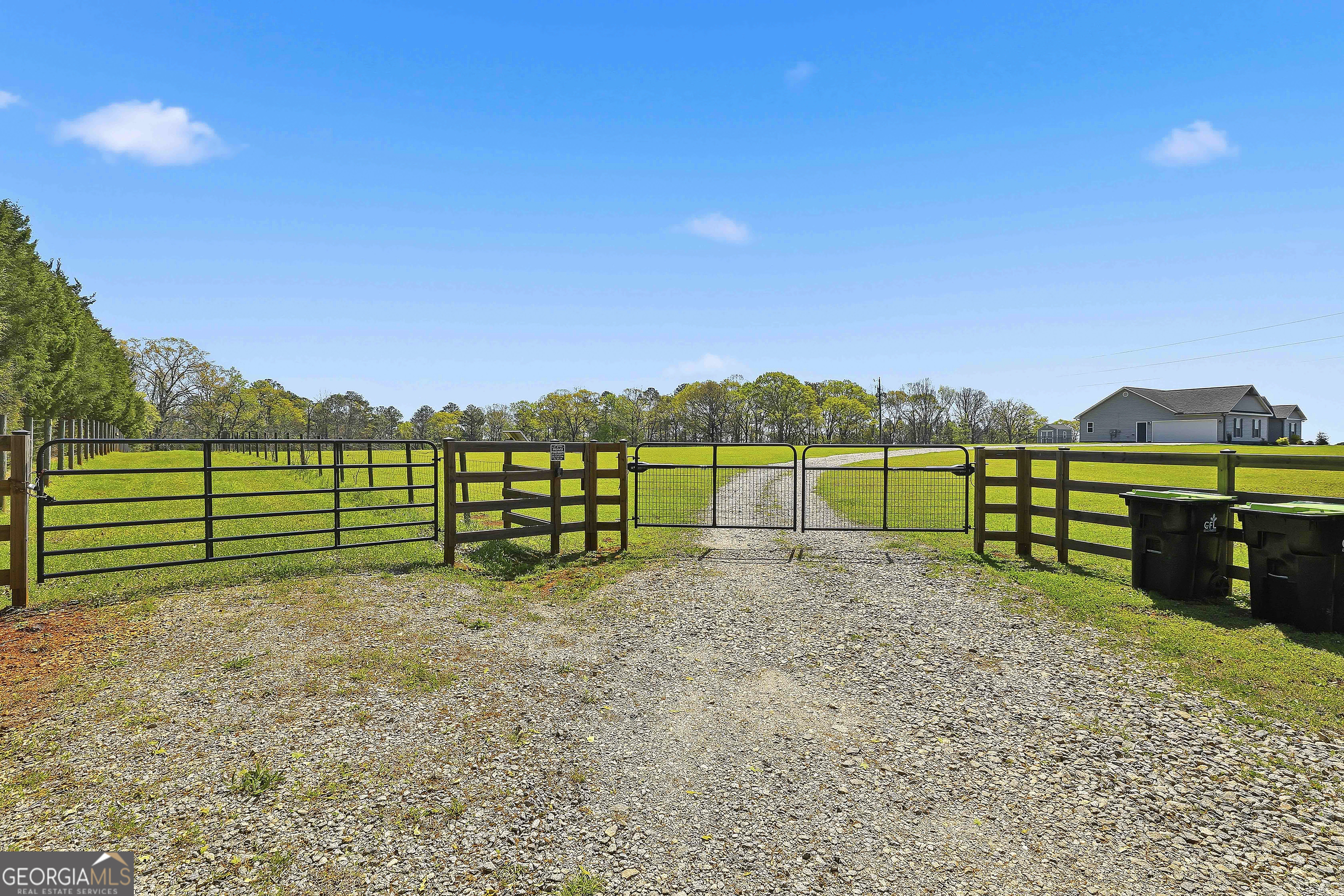 1141 Windsweep Farm Road Thomaston, GA 30286 - Photo 2 of 60