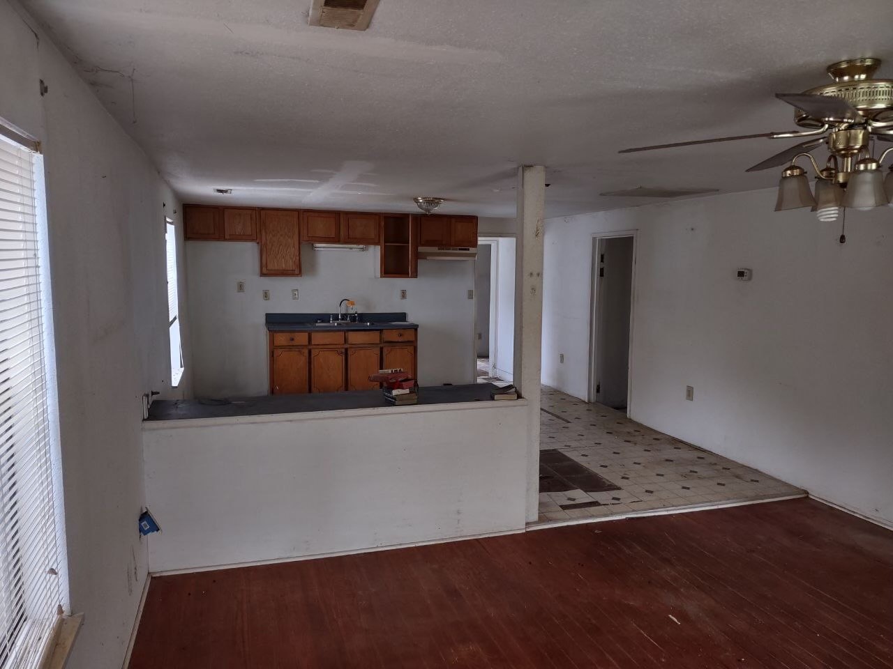 421 High Point Road Clarksville, TN 37042 - Photo 7 of 18 Gallery Image 7