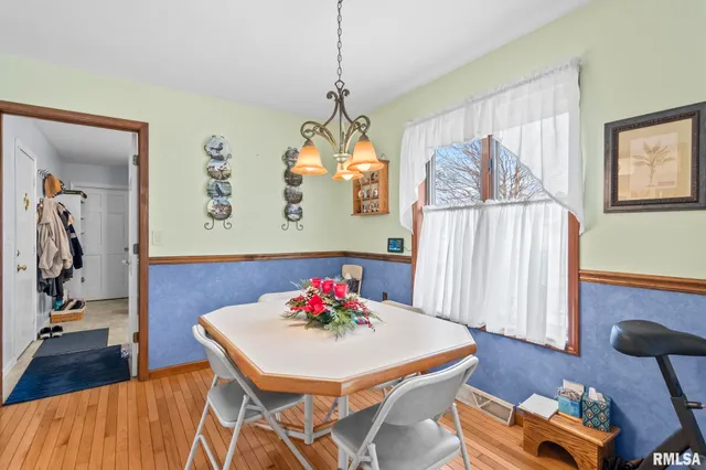 $234,900 | 197 Joan Drive, Divernon, IL 62530