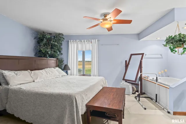 $234,900 | 197 Joan Drive, Divernon, IL 62530