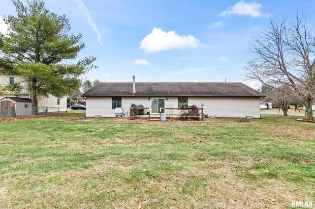 $234,900 | 197 Joan Drive, Divernon, IL 62530