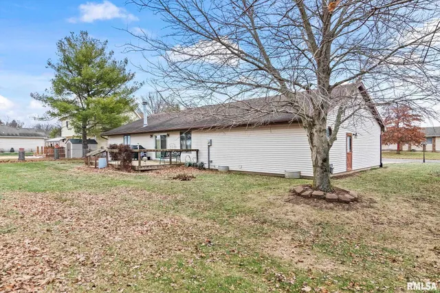 $234,900 | 197 Joan Drive, Divernon, IL 62530