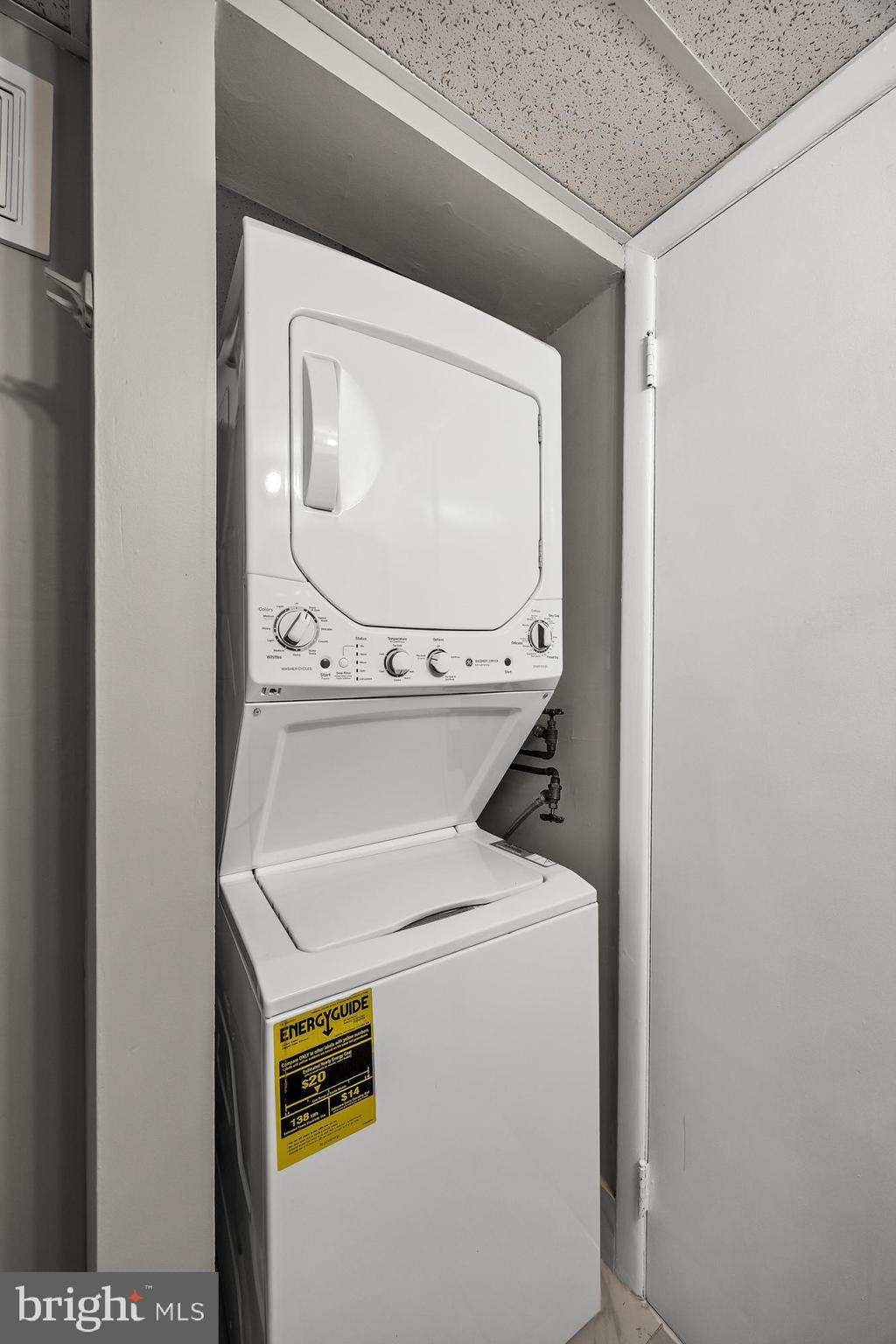 25 South Church Road, Unit 129 Maple Shade, NJ 08052 - Photo 15 of 24 a utility room with dryer and washer