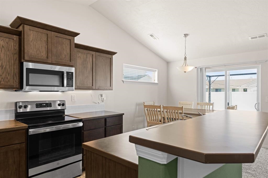 4505 North McCabe Road Spokane Valley, WA 99216 - Photo 3 of 30 Gallery Image 3