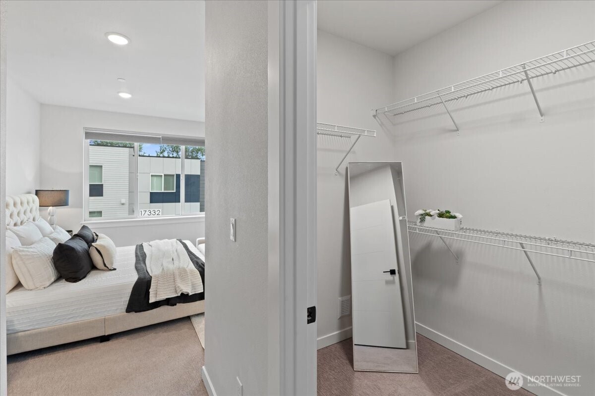 17335 90th Drive Northeast, Unit B Bothell, WA 98011 - Photo 23 of 39