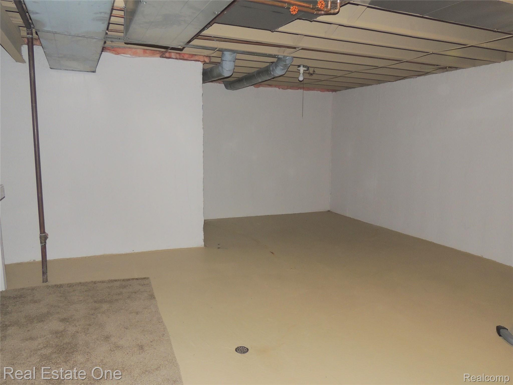 678 Tennyson, Unit 12 Rochester, MI 48307 - Photo 16 of 25 BASEMENT.JPG