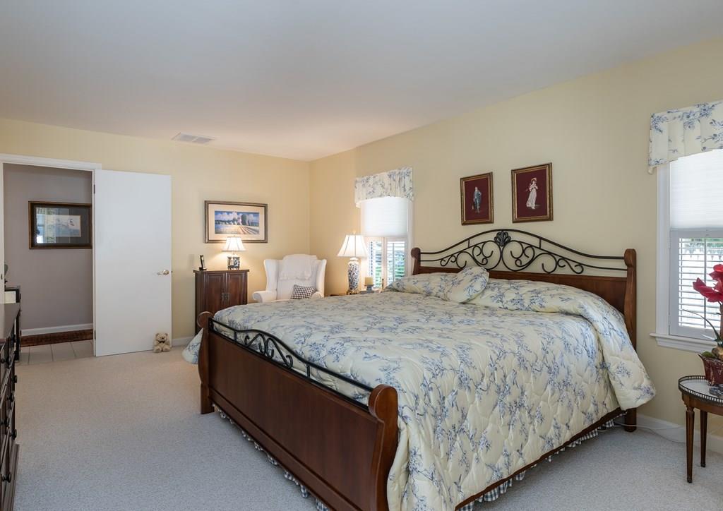 140 Overlook Drive Springfield, MA 01118 - Photo 36 of 42 Gallery Image 36