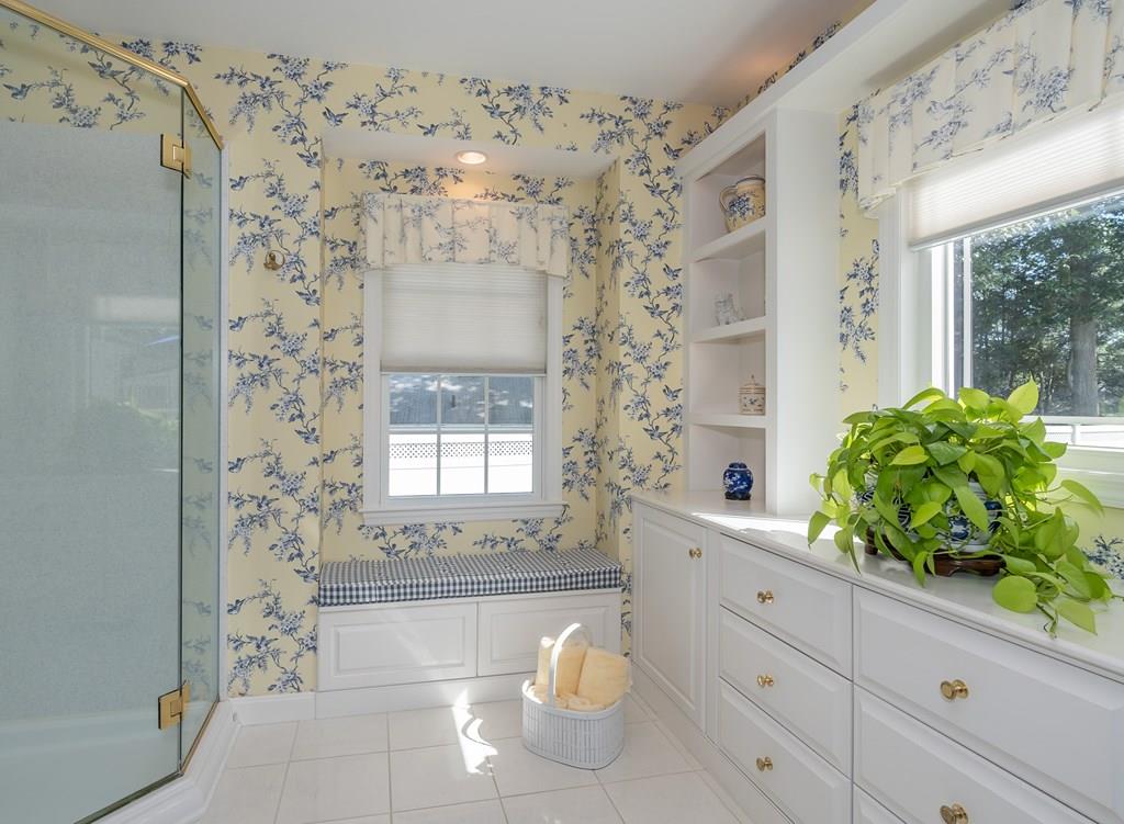 140 Overlook Drive Springfield, MA 01118 - Photo 40 of 42 Gallery Image 40