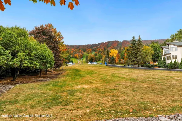 $1,392,500 | 3 The Enclave, Windham, NY 12496