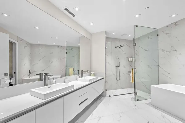 $3,495,000 | 3100 North Ocean Drive, Unit H 1504, Riviera Beach, FL 33404