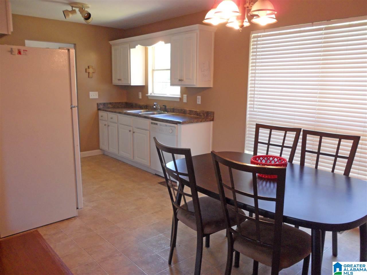 115 Quail Hollow Road Warrior, AL 35180 - Photo 8 of 20