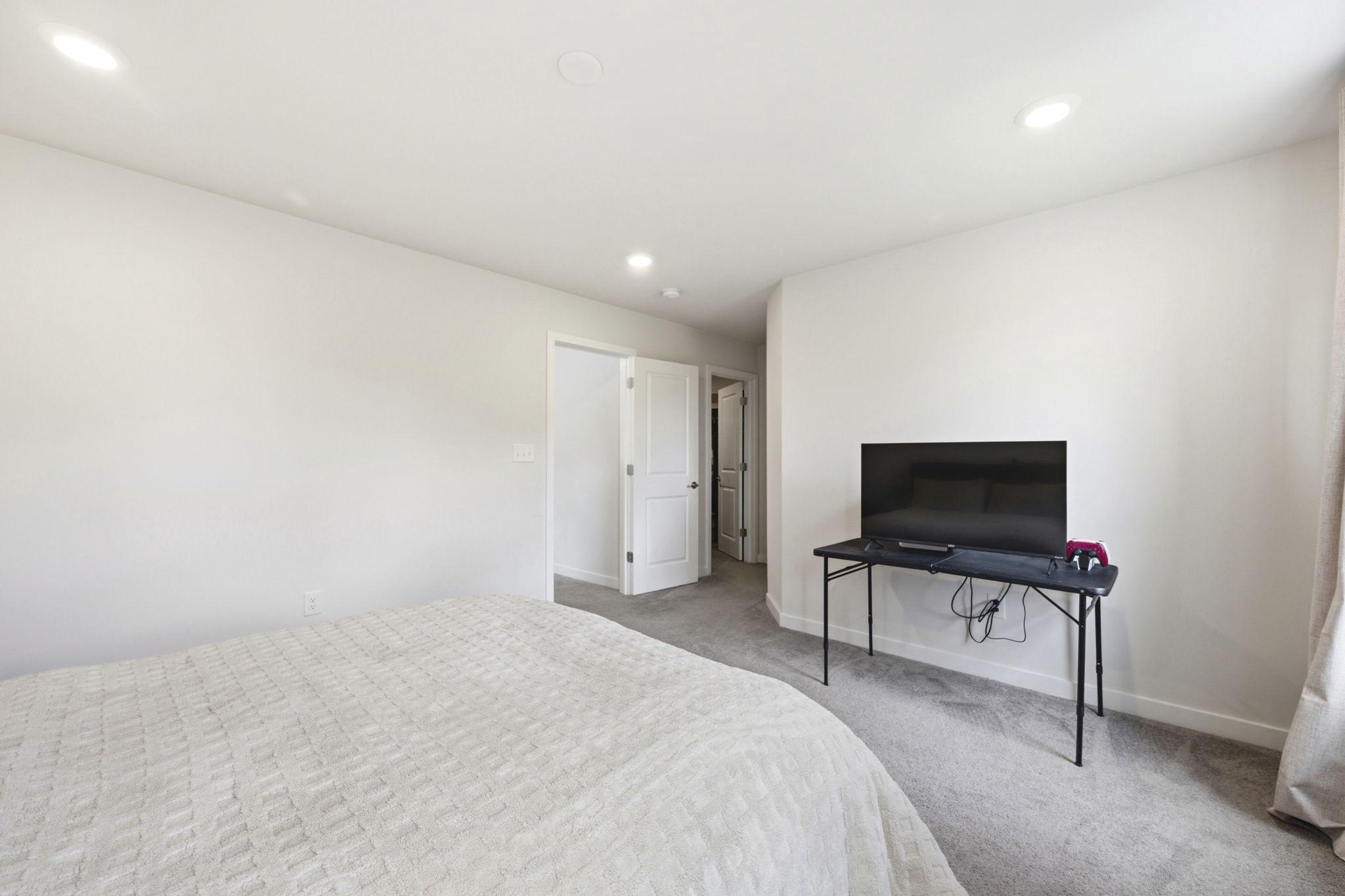 727 Hunsberger Road Spring City, PA 19475 - Photo 30 of 56 Serene master bedroom with modern amenities.