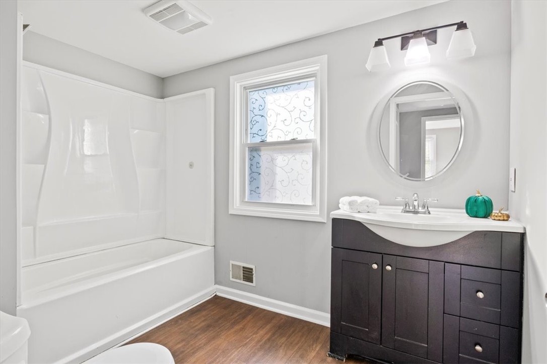 81 Leander Road Rochester, NY 14612 - Photo 21 of 25