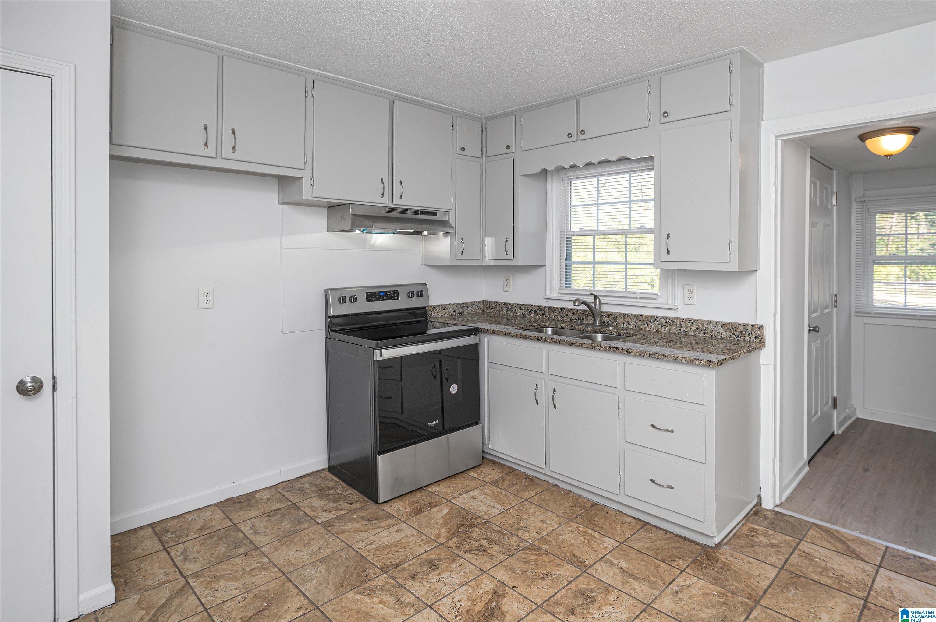 2113 3rd Street Northeast Center Point, AL 35215 - Photo 10 of 30 Gallery Image 10