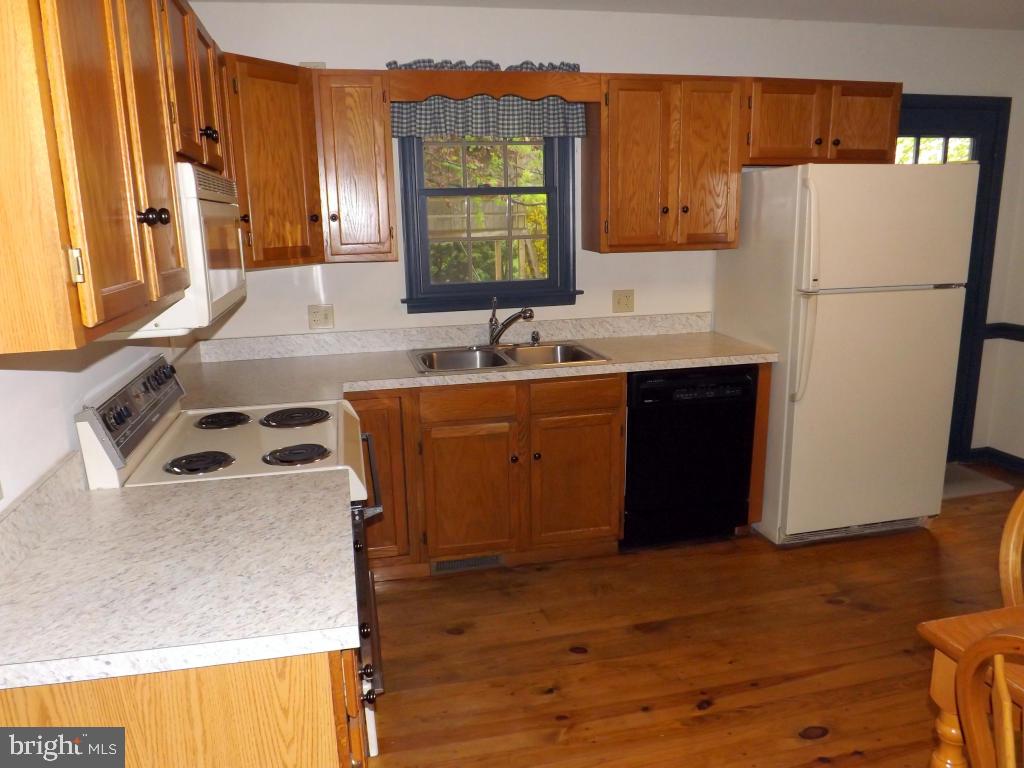 705 Kenton Road Lancaster, PA 17601 - Photo 8 of 26 Gallery Image 8