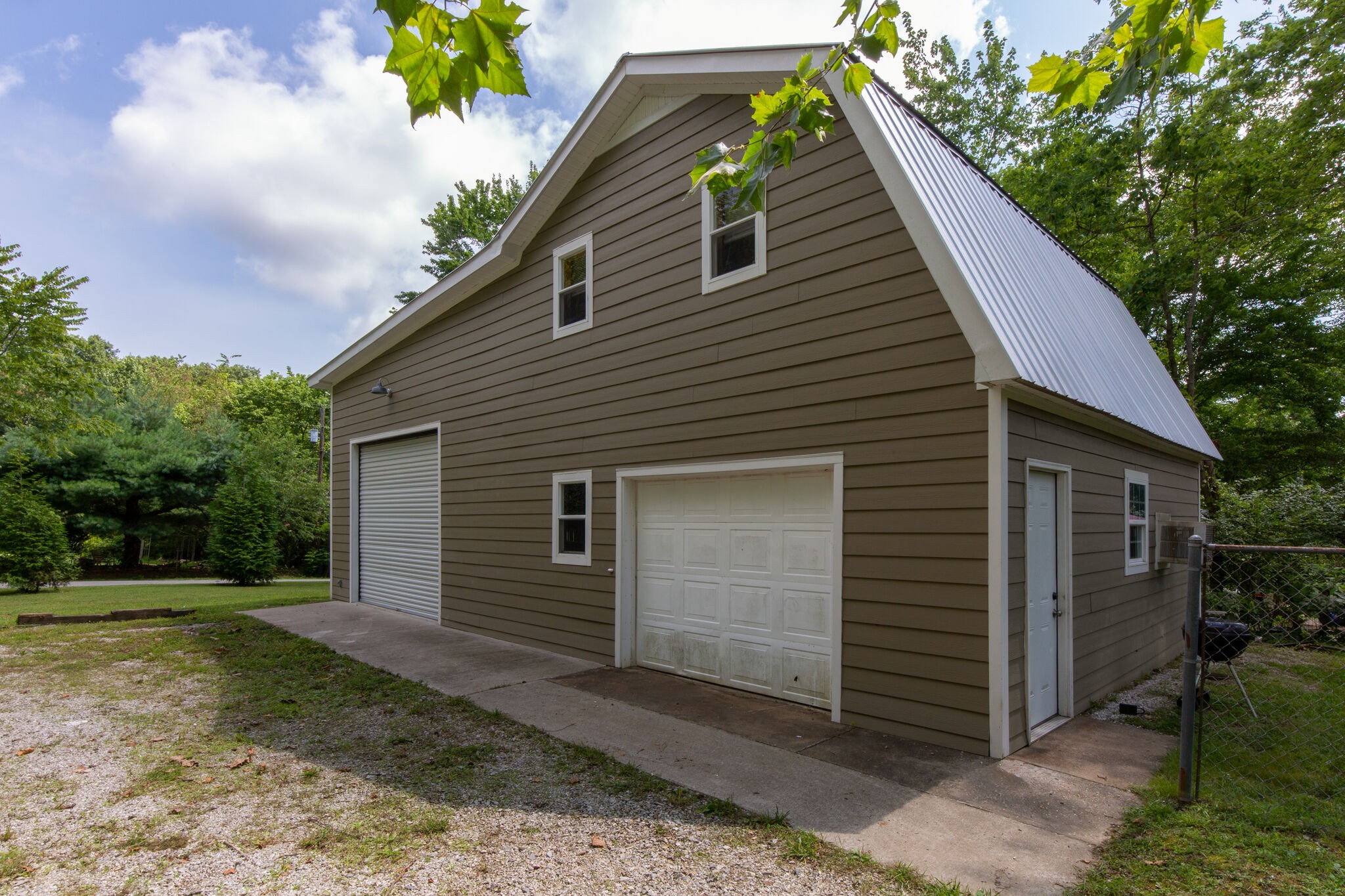 9467 Sugar Tree Road Bon Aqua, TN 37025 - Photo 4 of 23 Gallery Image 4