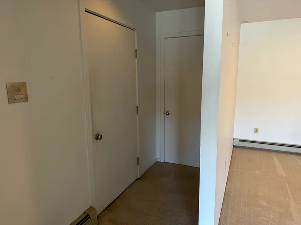 $2,350 | 1 Pine Street, Unit C32, Peterborough, NH 03458