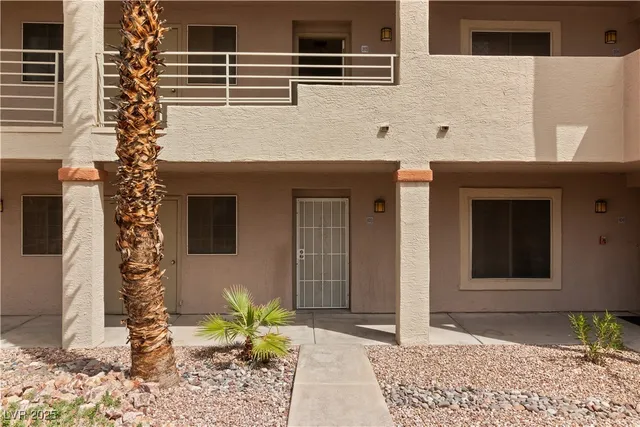 $125,000 | 2036 Mesquite Lane, Unit 103, Laughlin, NV 89029