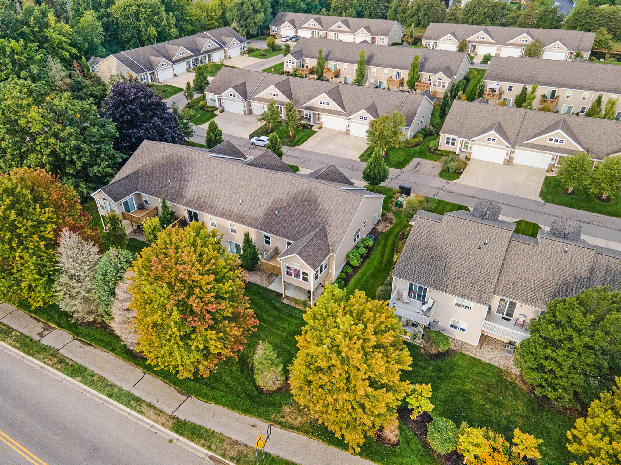 2992 Raspberry Lane Holland, MI 49424 - Photo 20 of 21 030_dji_0088_331